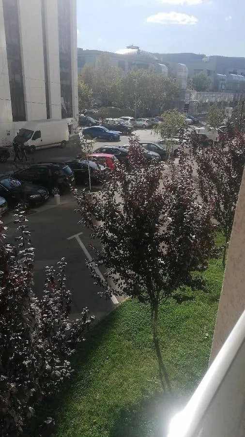 Baba Afiti Mall Plaza Bucuresti